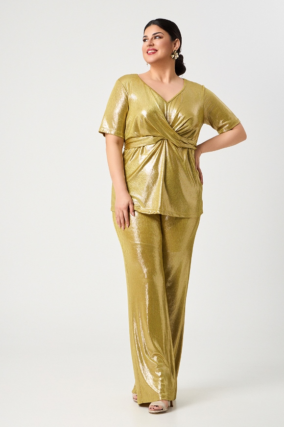 Μπλούζα με γυαλάδα plus size